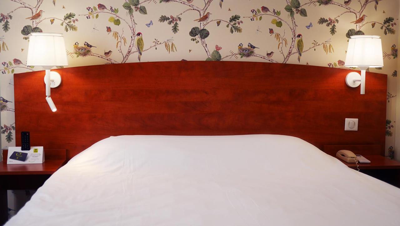 Logis Saint Louis Hotel La Suze-sur-Sarthe ภายนอก รูปภาพ